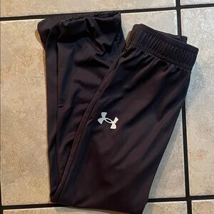 Under Armour Kids Dark Gray Joggers boys size 6